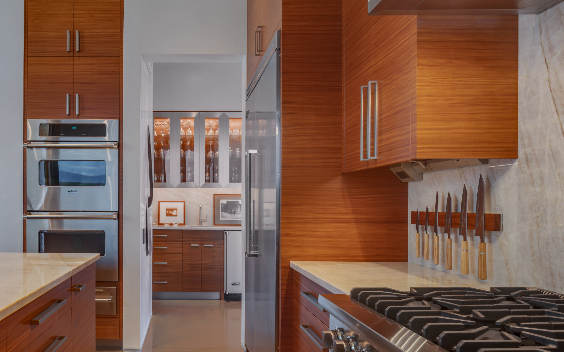 18_PH21_Interior Kitchen to Pantry_20190903-3830.jpg