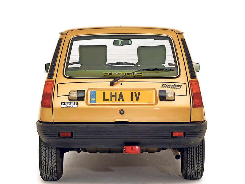 Renault_5_1-copy.jpeg