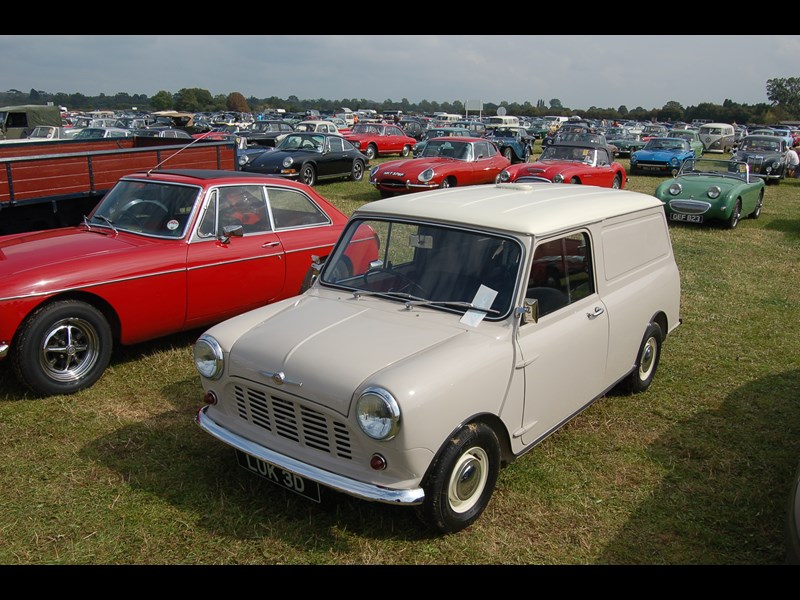 austin mini 22.JPG