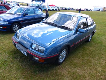 Classic Ford Sierra Review