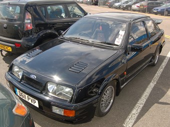 Classic Ford Sierra Review