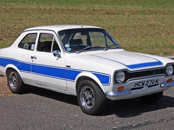 Ford Escort RS2000 Review