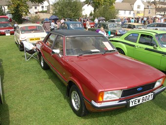 Classic Ford Cortina Review