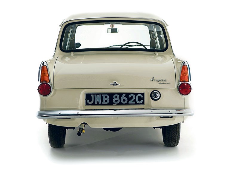 Ford_Anglia_105E_1.jpeg