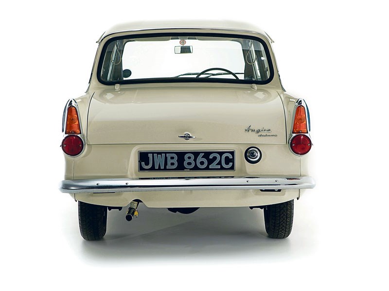 Ford_Anglia_105E_1.jpeg