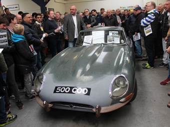 Latest classic car auction commentary: 12/04/2016