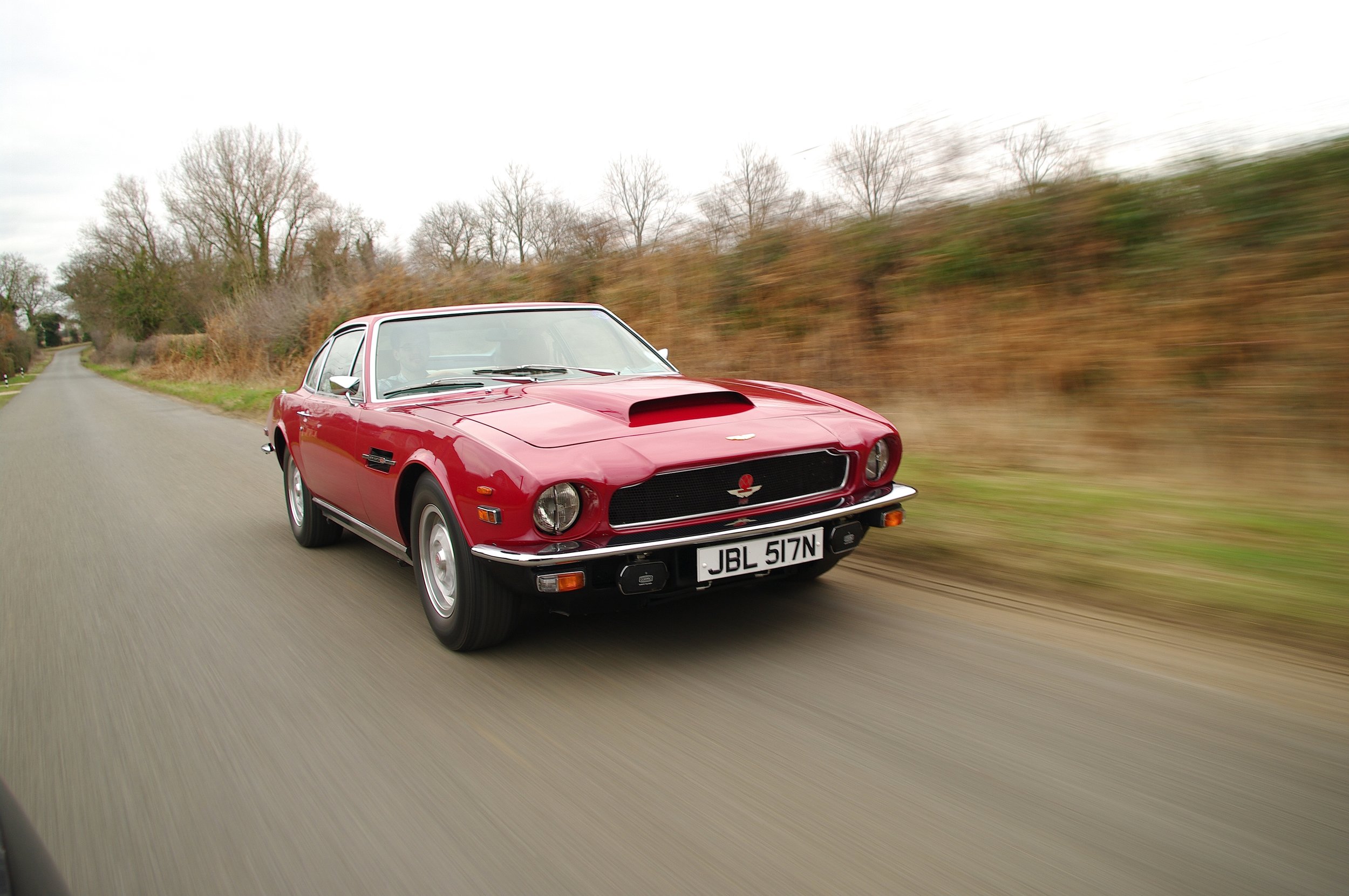 Aston Martin V8