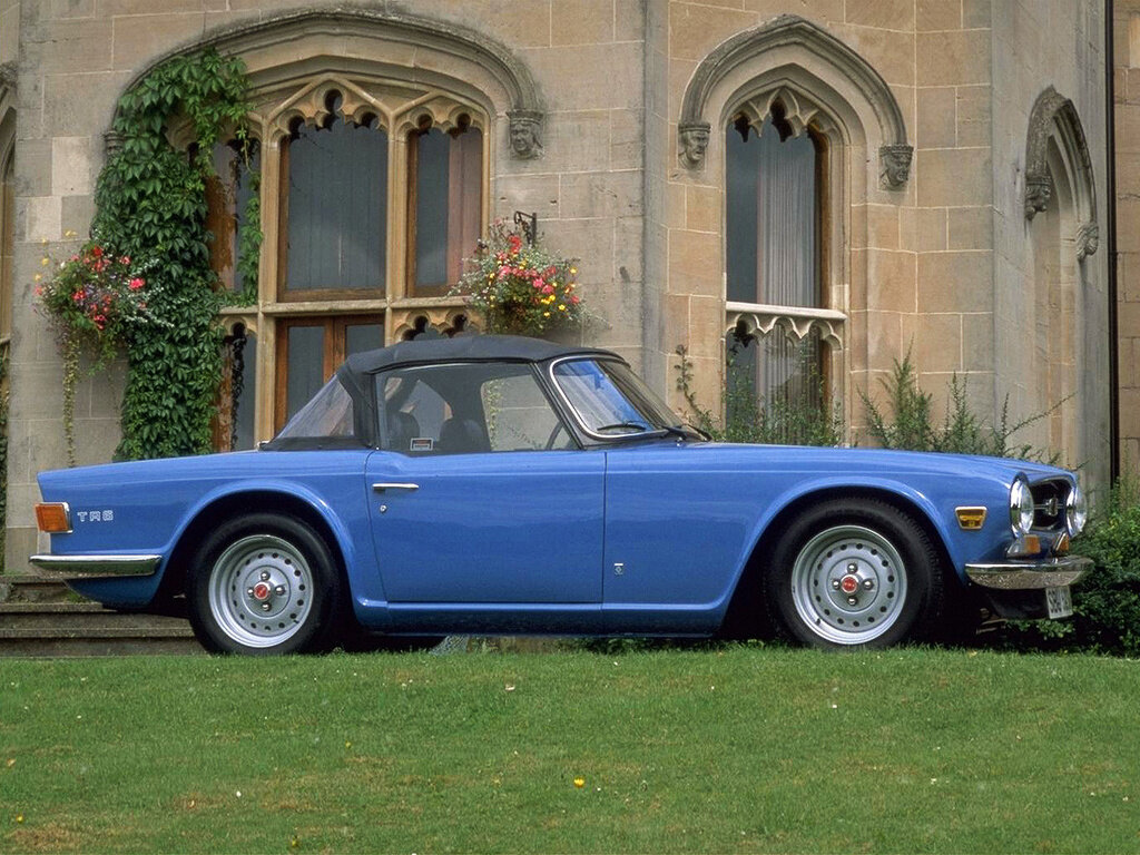 triumph_tr6_p1_5.jpg