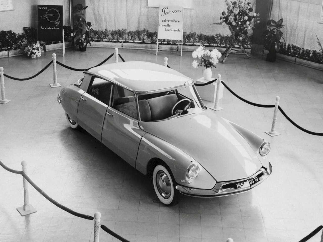 In 1955, the Citroen DS landed in the automotive scene like a UFO from outer space.