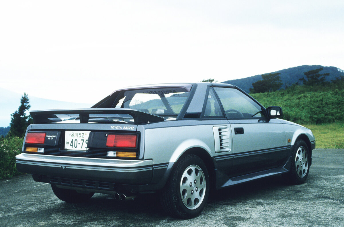 toyota_mr2_g-limited_t-bar_roof_4.jpeg