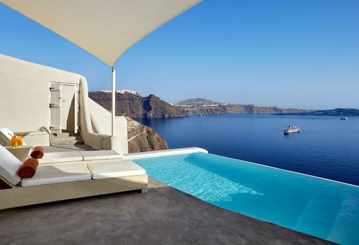 villa-santorini.jpeg