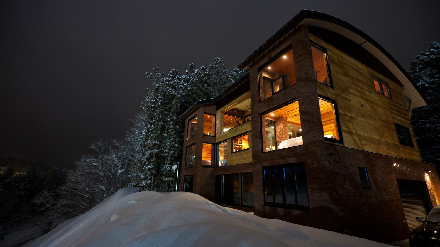 one-happo-luxury-ski-hotel-featured-1500x842.jpeg