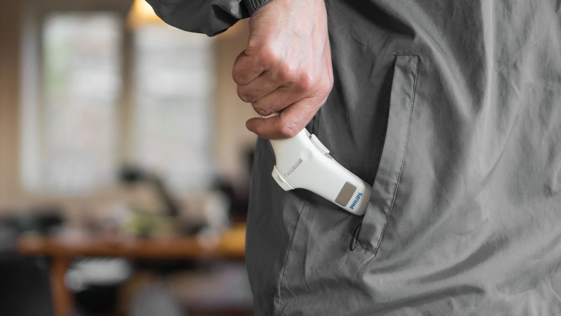 As emBreath can relief the shortness of breath, and with its portable ergonomic design, users will carry it more often in daily life.