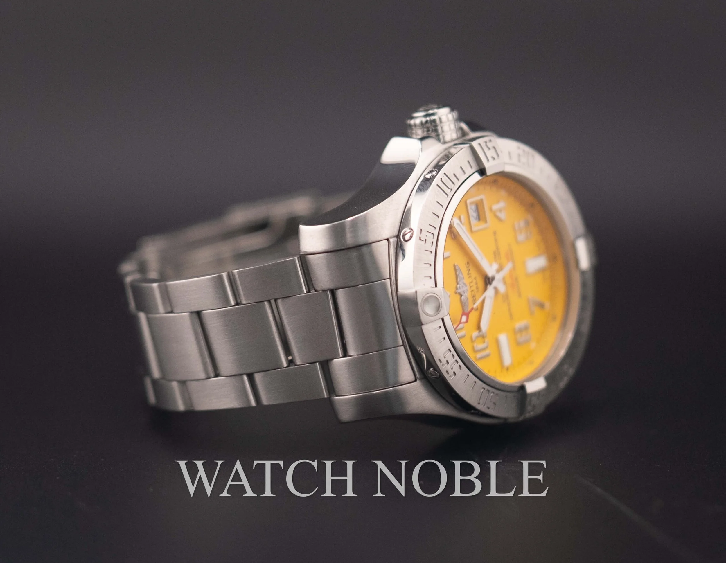 Pre-owned Breitling Avenger II Seawolf Yellow Dial A1733110/I519/169A