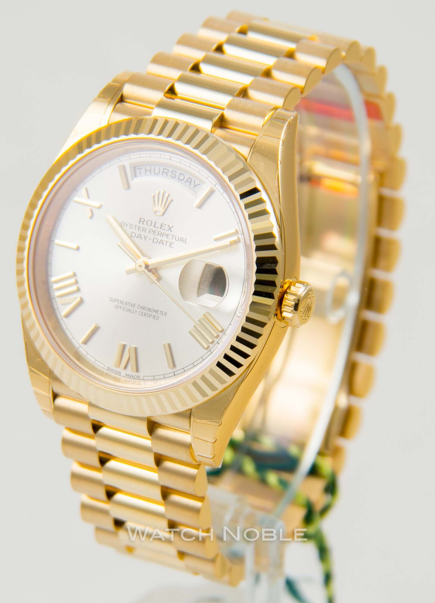  Rolex Day-Date 40 Silver Roman Dial 228238 