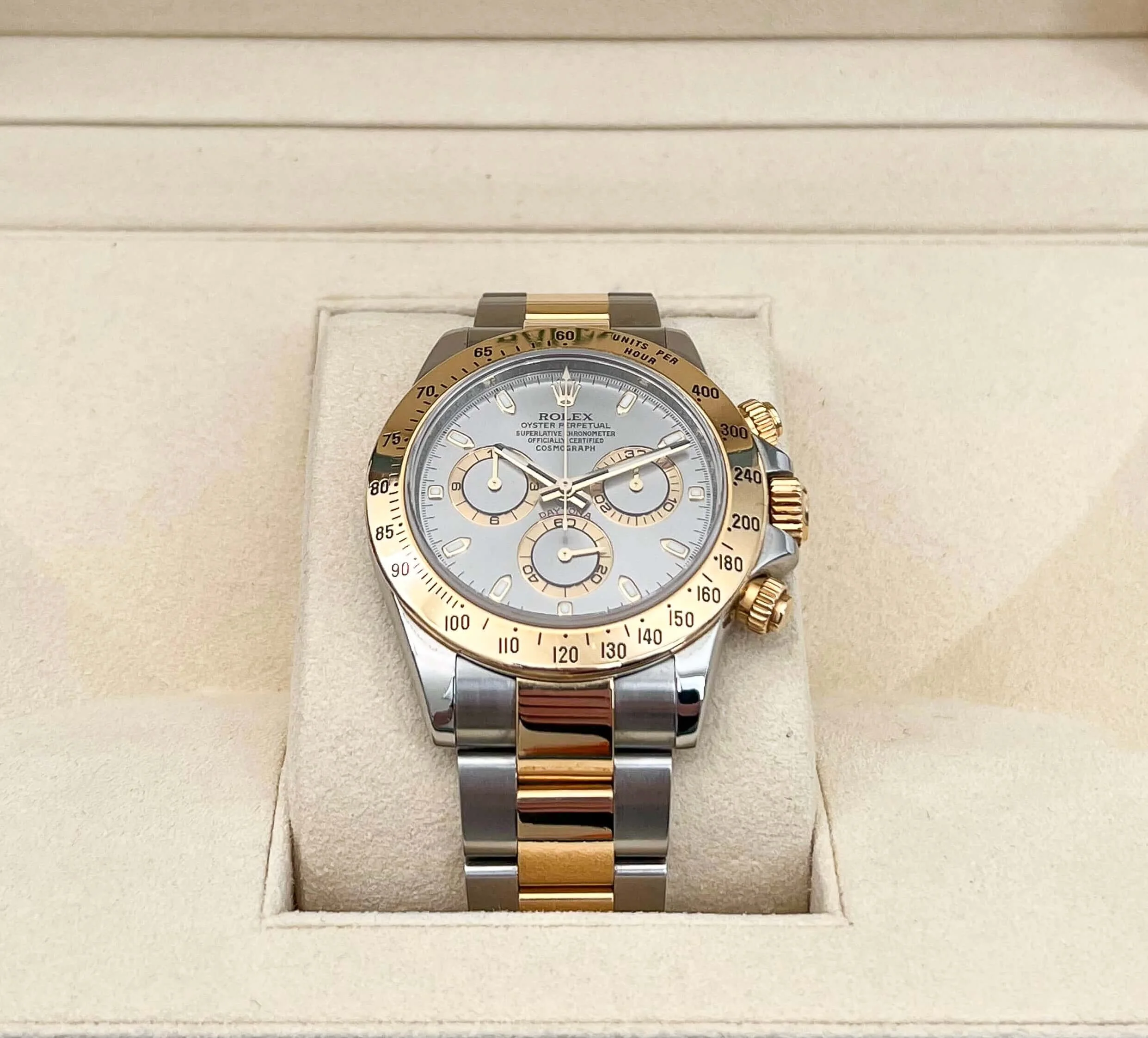 Pre-owned Rolex Cosmograph Daytona Steel and 18K Yellow Gold Silver Dial 116523-2