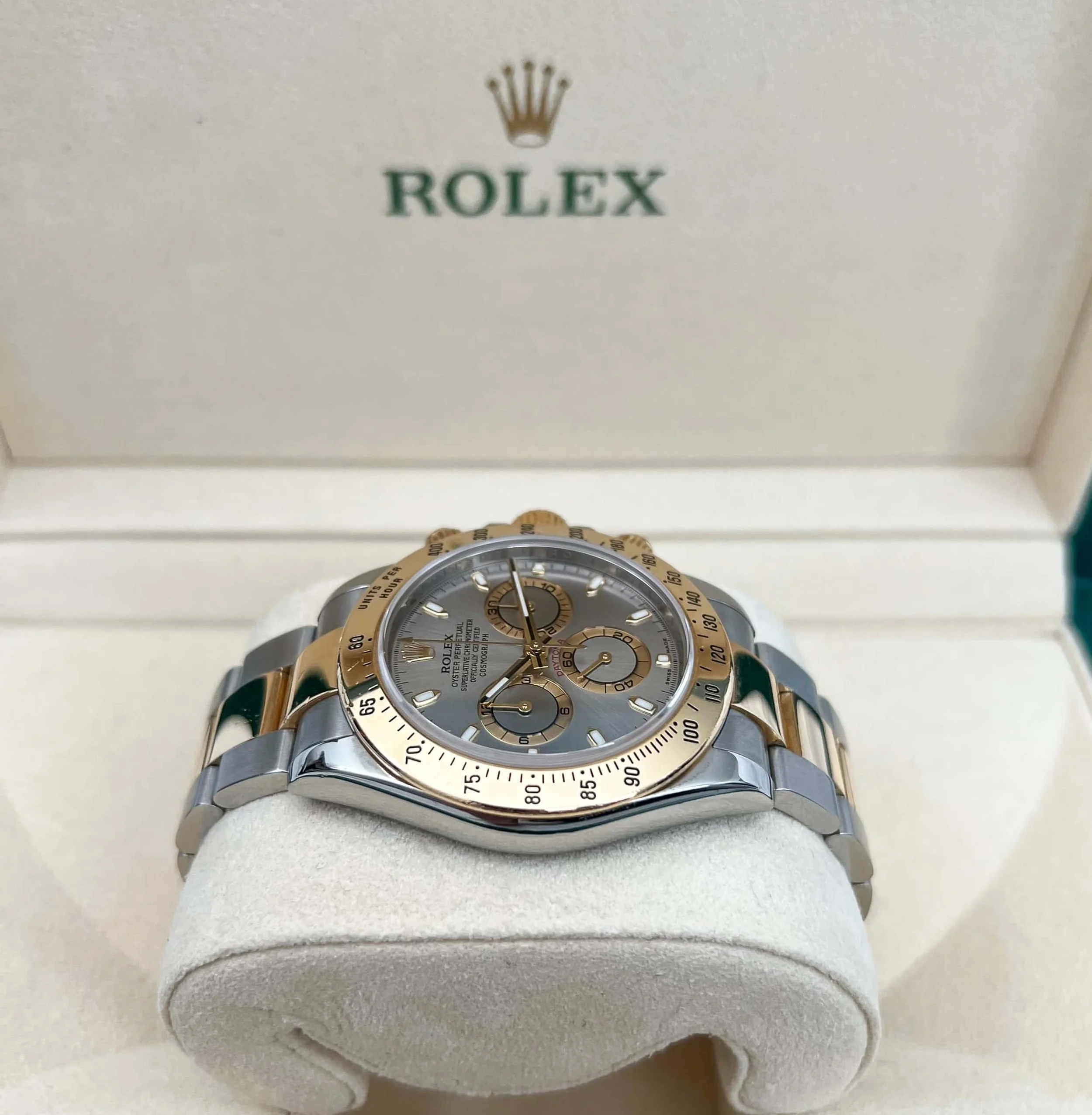 Pre-owned Rolex Cosmograph Daytona Steel and 18K Yellow Gold Silver Dial 116523-4