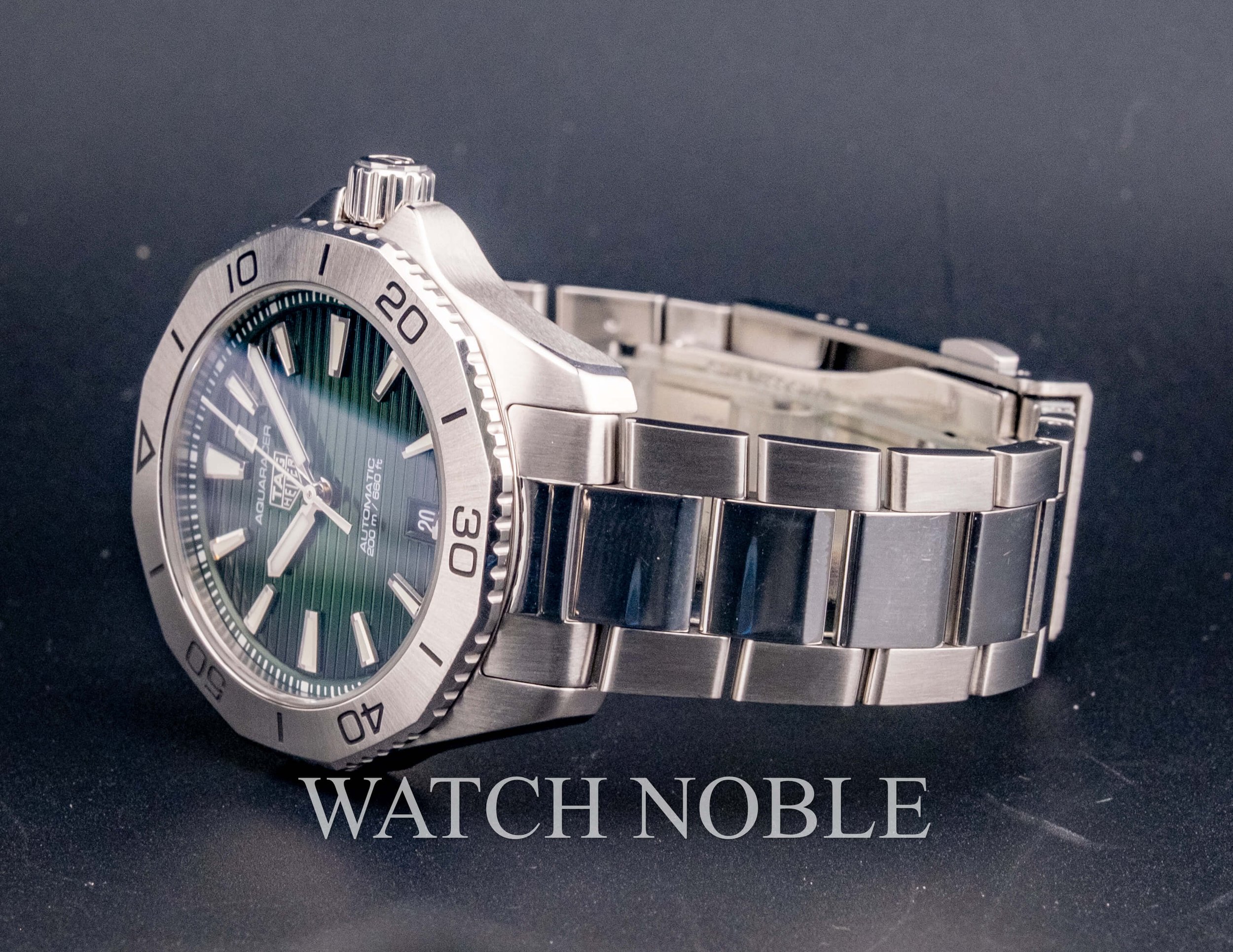 TAG Heuer Aqua Racer Professional 200 Caliber 5 WBP2115.BA0627