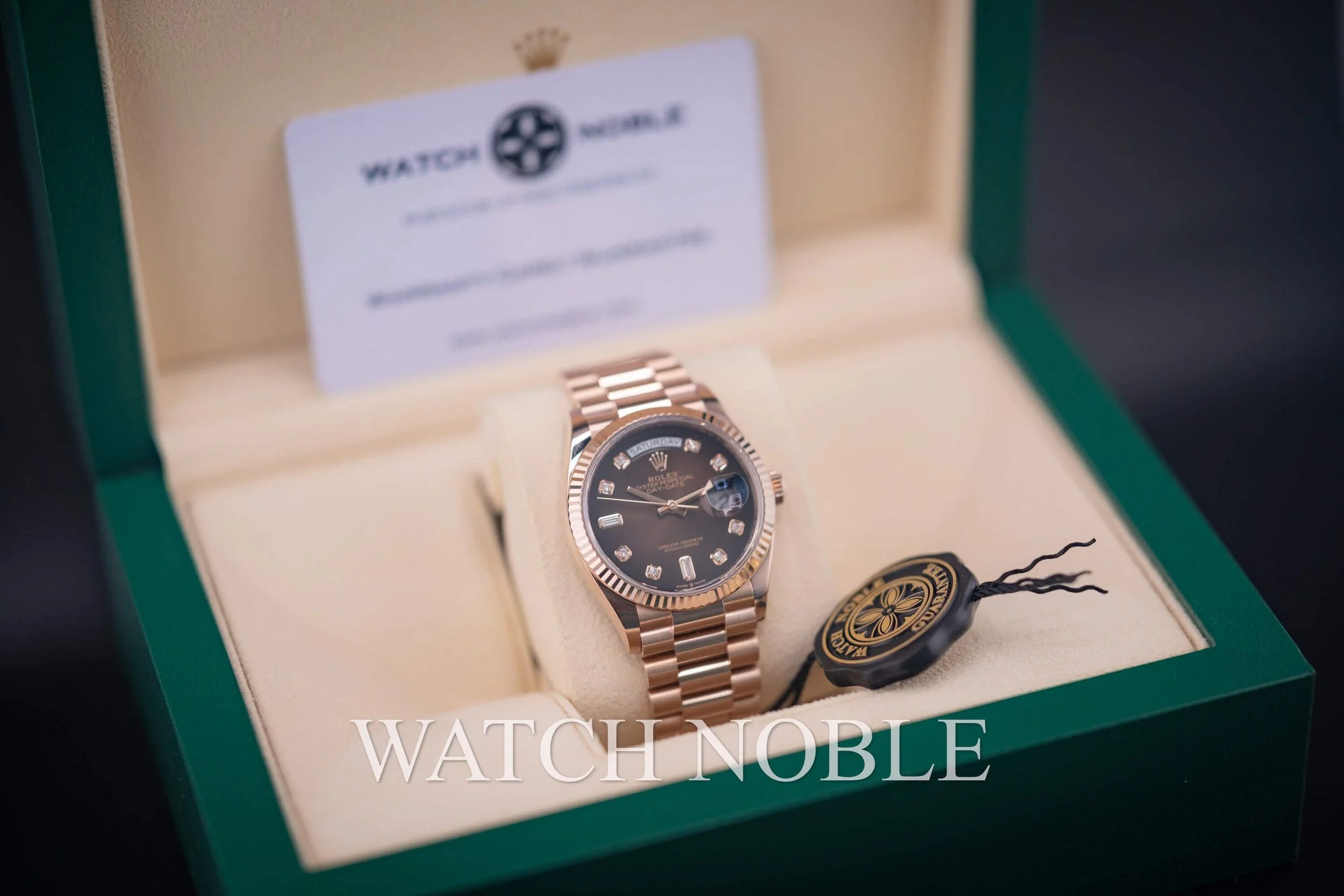 Pre-owned Rolex Day-Date 36 Brown Ombre Diamond Dial Bezel 18K Rose Gold President 128235