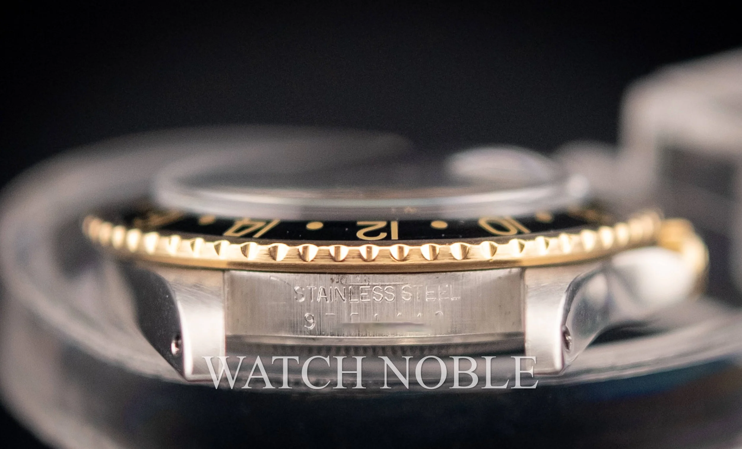 Vintage Rolex GMT Master 16753 Root Beer Bezel Stainless Steel /18k Yellow Gold Black Dial Jubilee Bracelet.