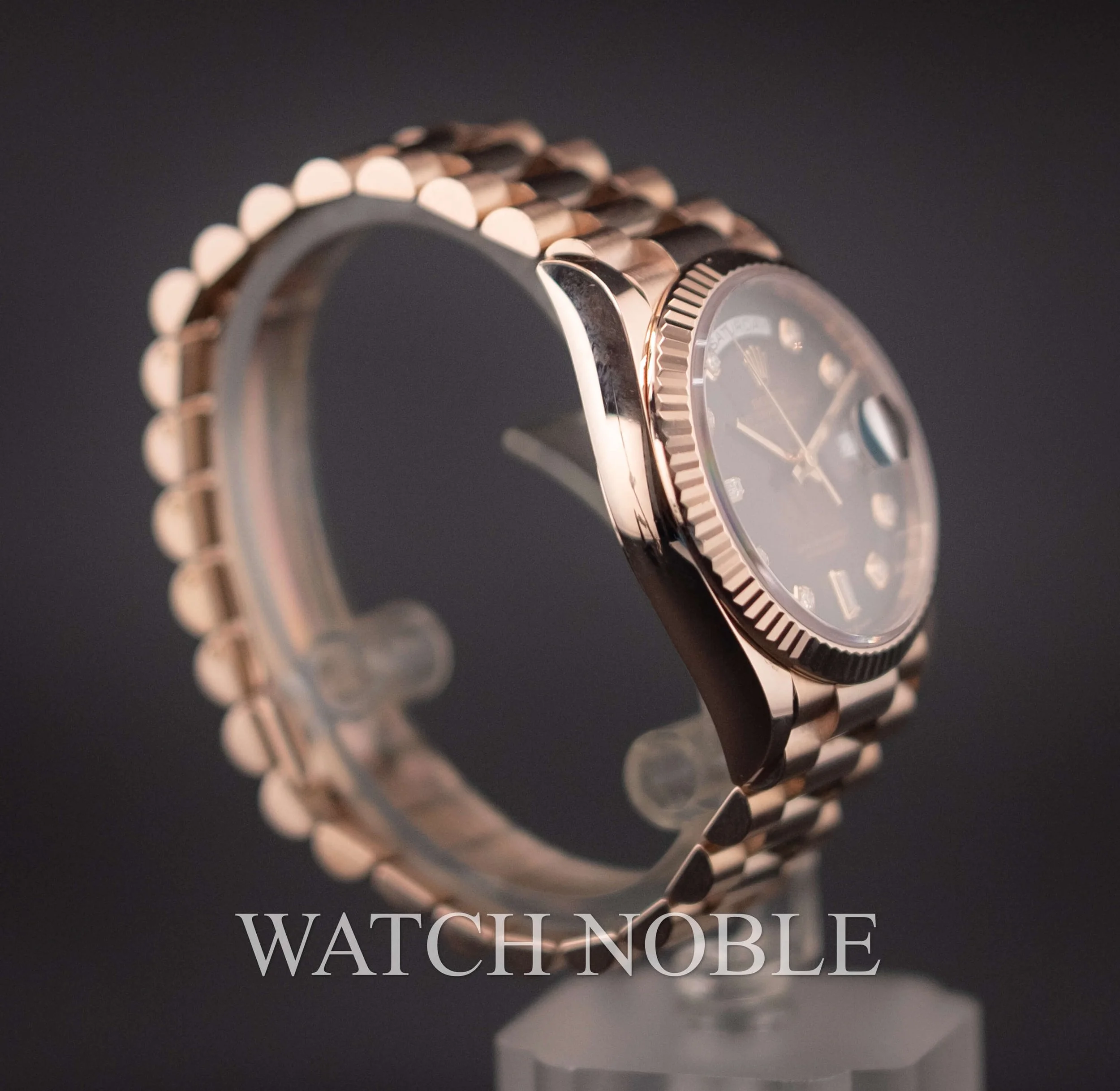 Pre-owned Rolex Day-Date 36 Brown Ombre Diamond Dial Bezel 18K Rose Gold President 128235