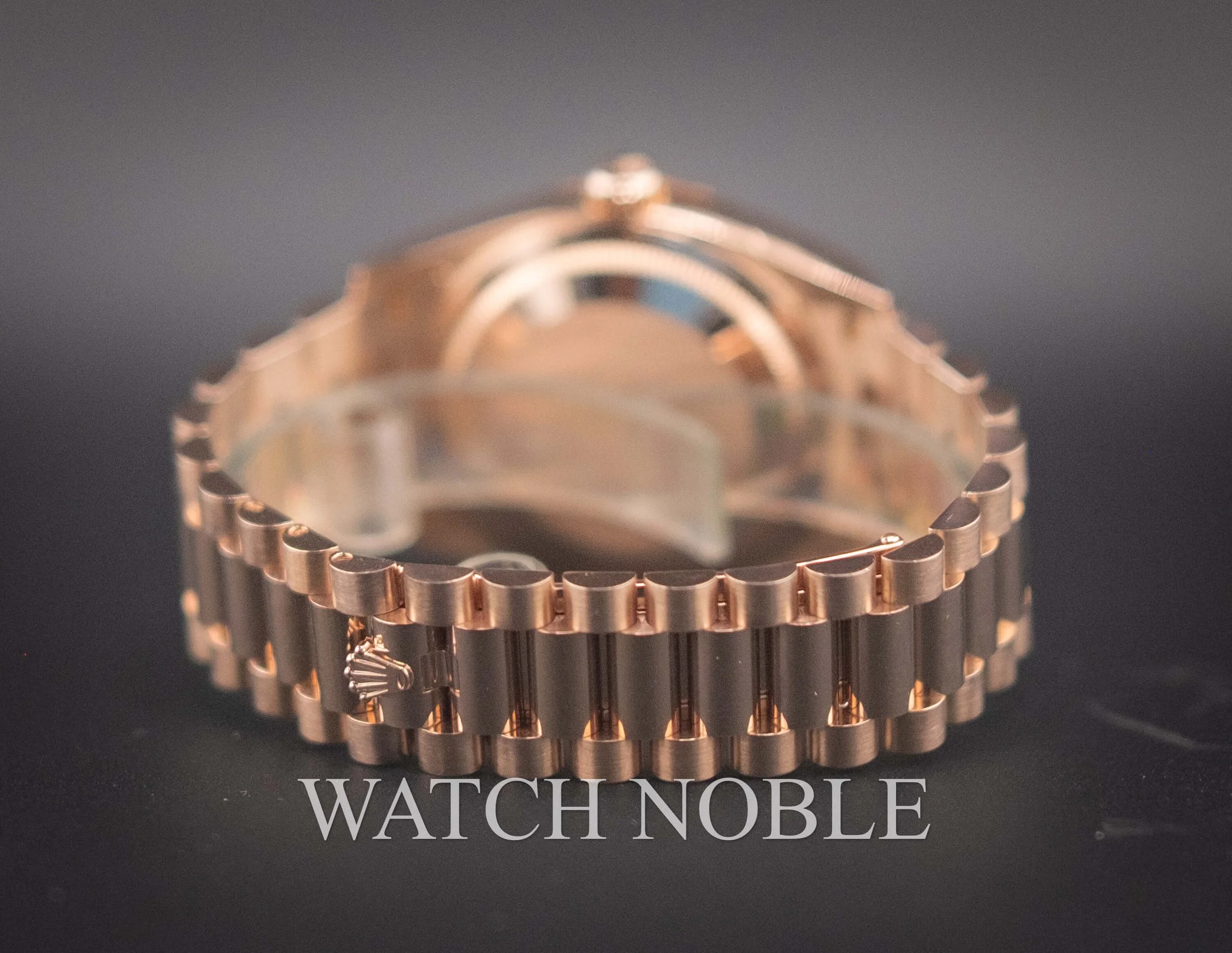 Pre-owned Rolex Day-Date 36 Brown Ombre Diamond Dial Bezel 18K Rose Gold President 128235