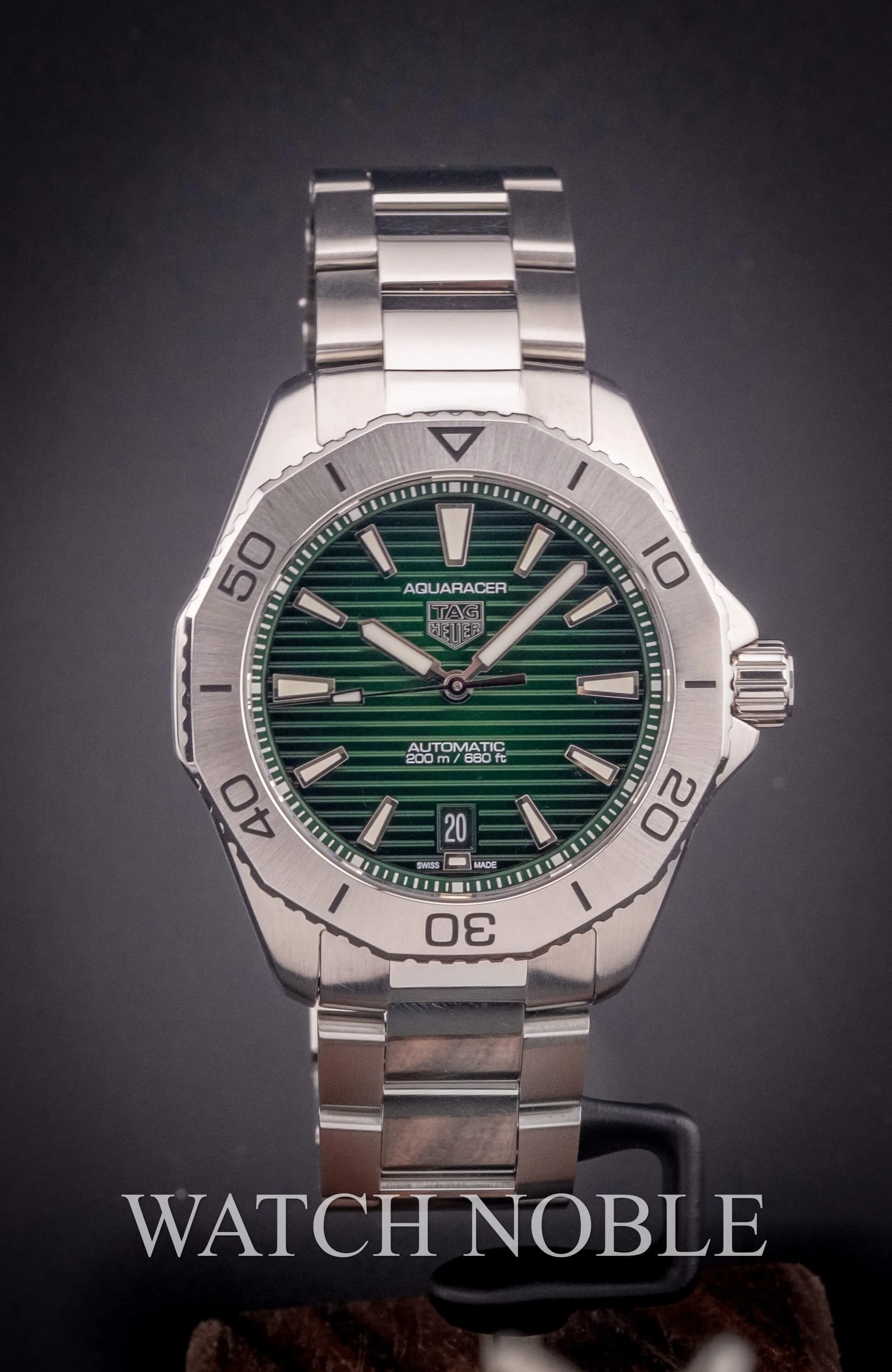 TAG Heuer Aqua Racer Professional 200 Caliber 5 WBP2115.BA0627