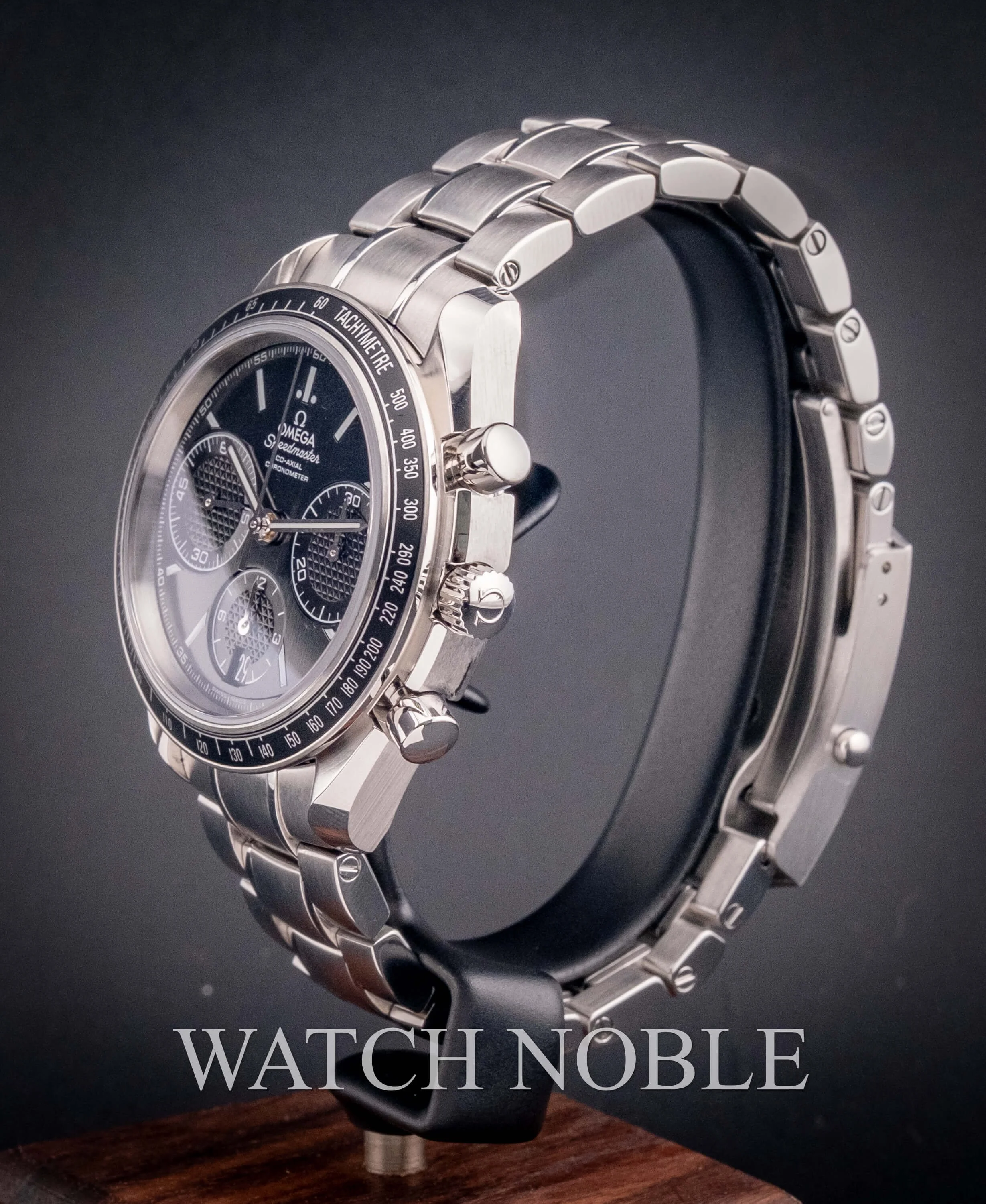 Omega Speedmaster Racing 326.30.40.50.01.001