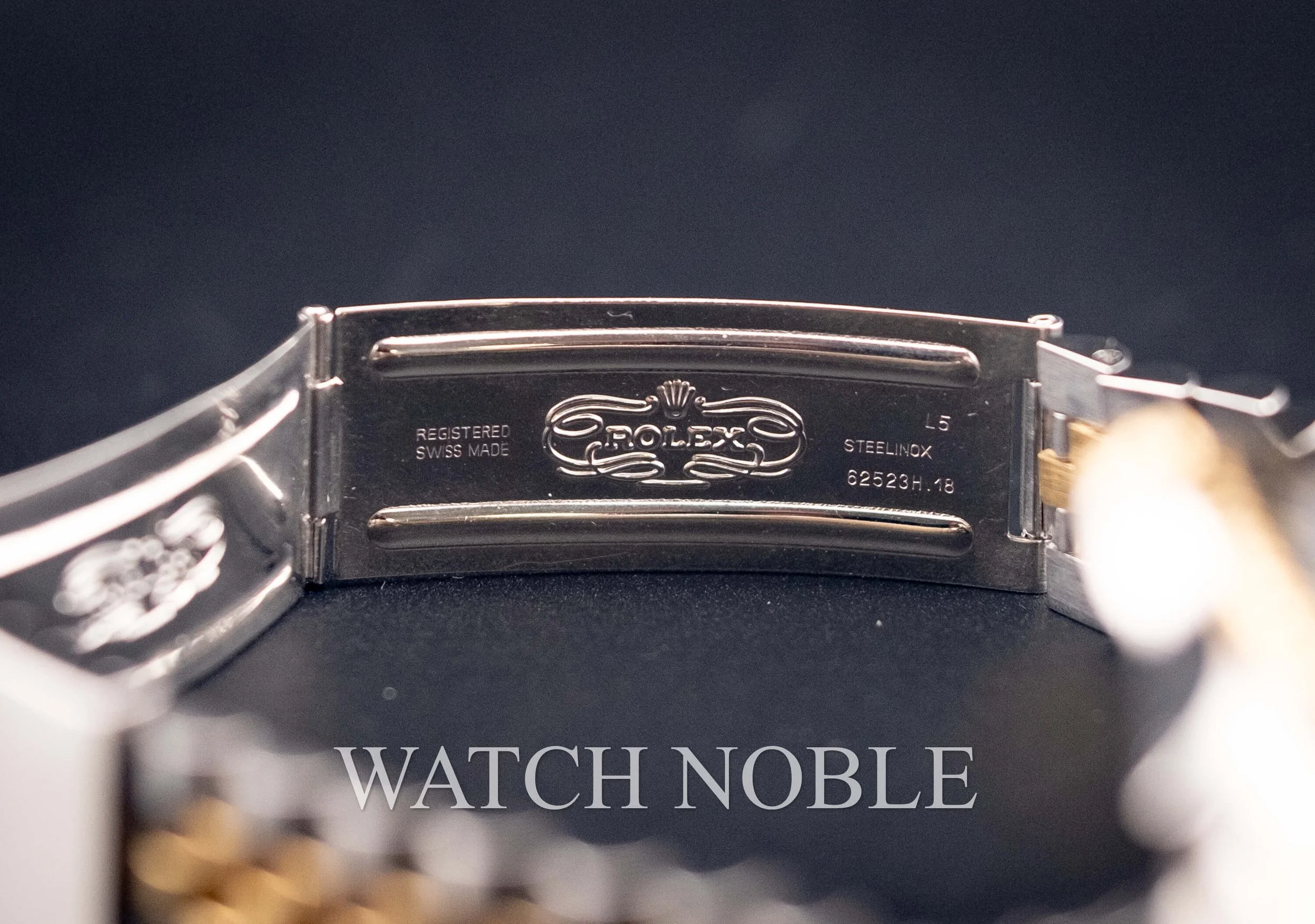 Vintage Rolex GMT Master 16753 Root Beer Bezel Stainless Steel /18k Yellow Gold Black Dial Jubilee Bracelet.