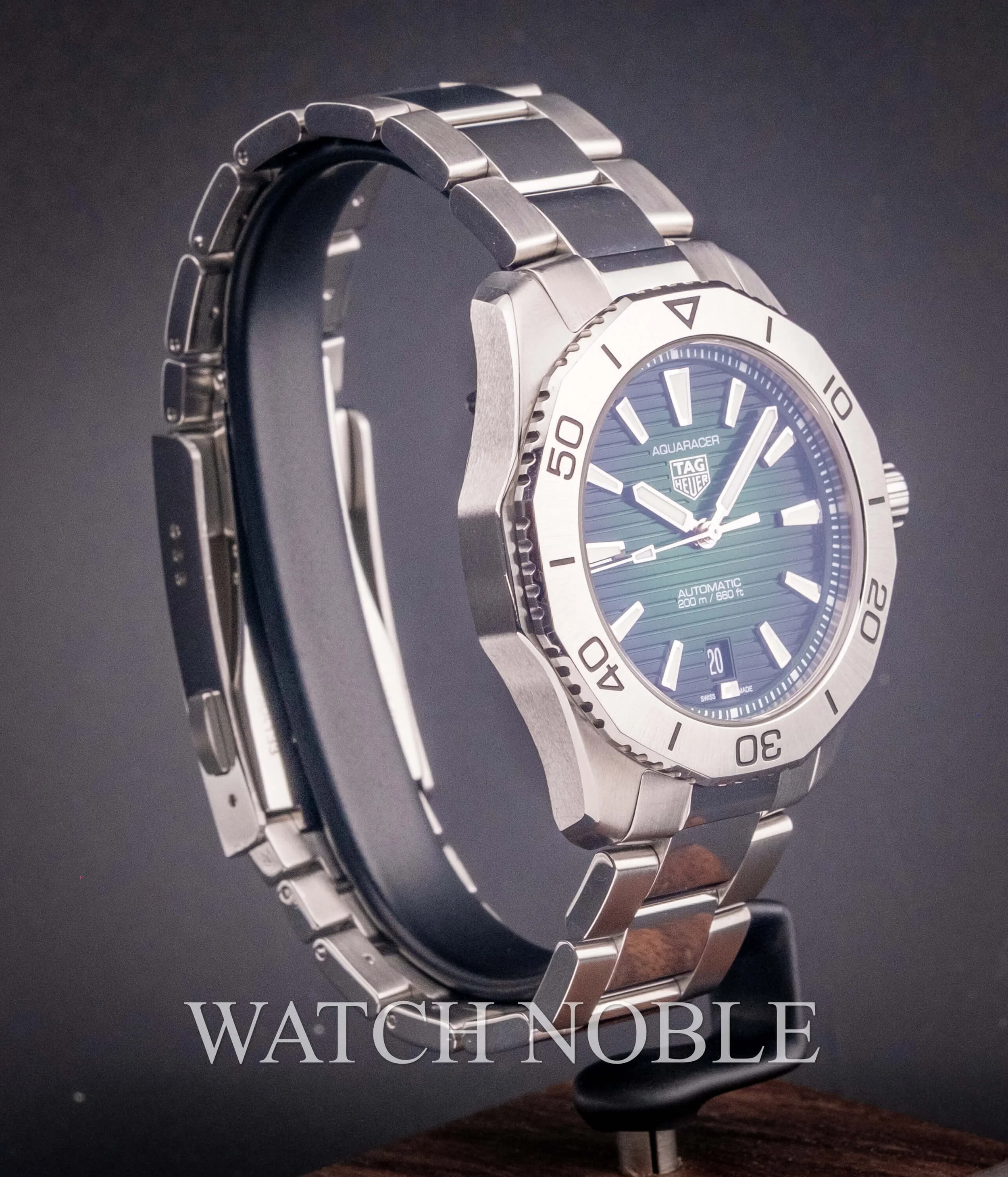TAG Heuer Aqua Racer Professional 200 Caliber 5 WBP2115.BA0627