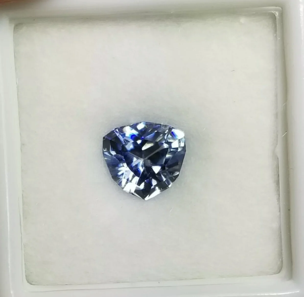 CF7D8AC3-0A8E-429F-A9DD-32B0AC842714