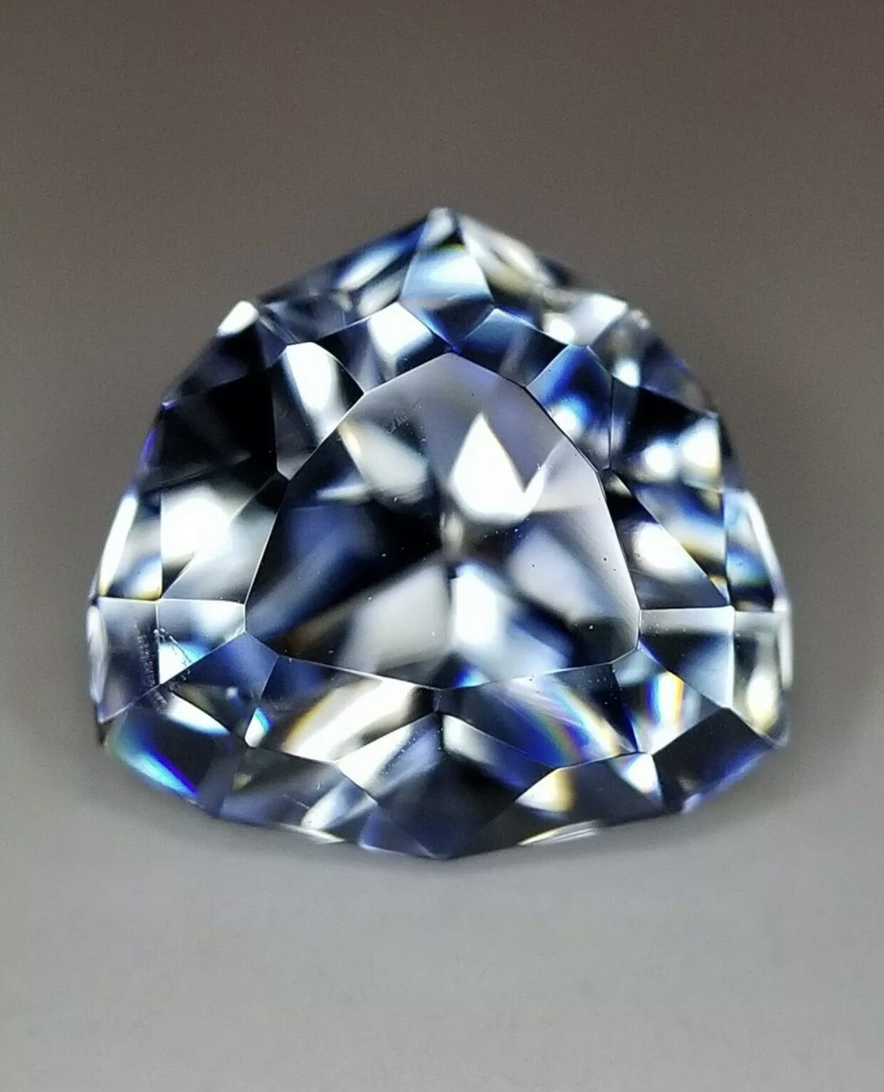 8D76CF31-5CFA-42A5-8883-ADD122B1B770