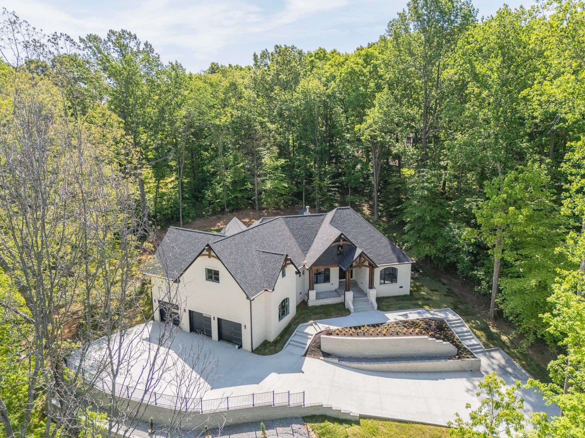 126 Dogwood Ct