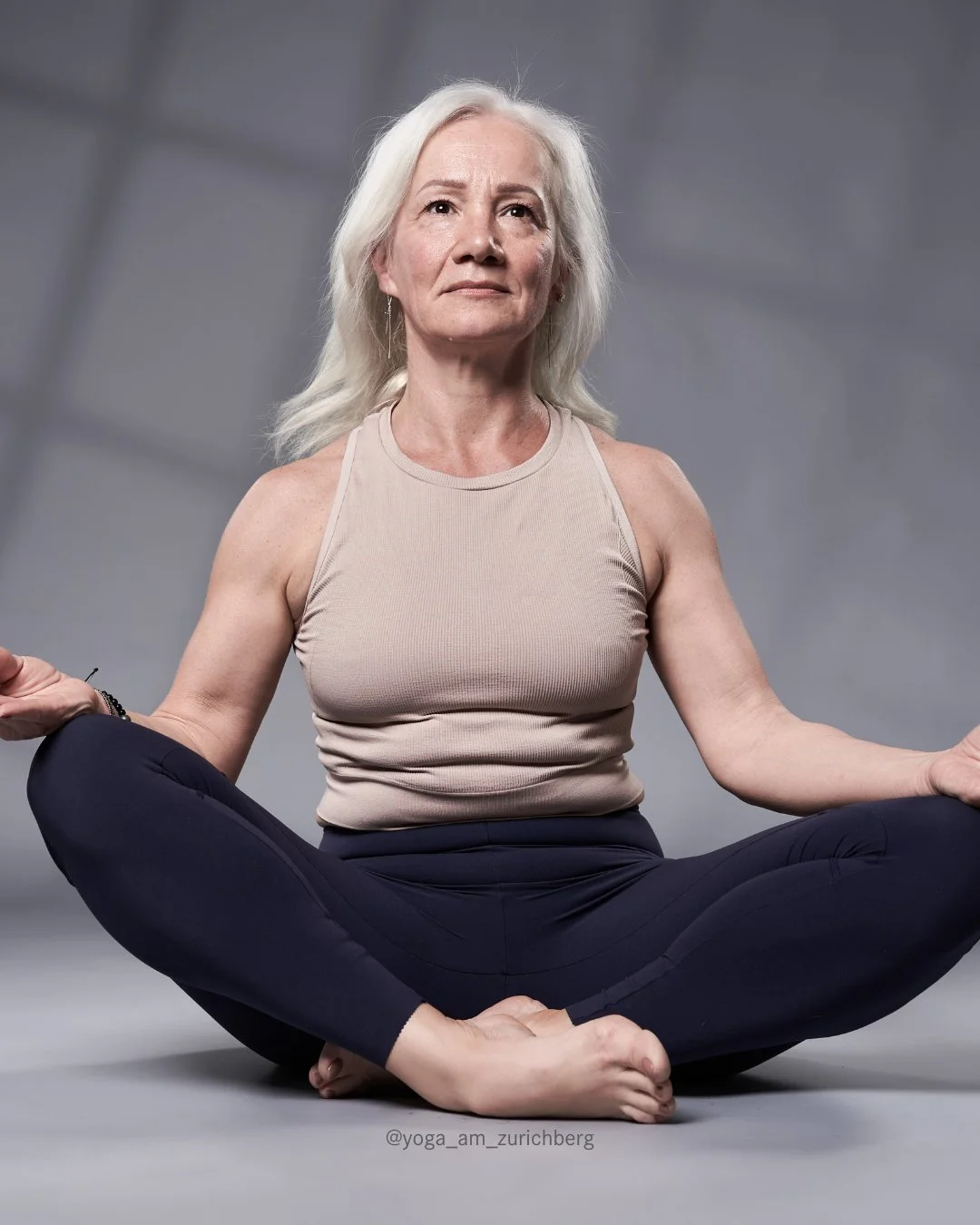 Yoga 60+...

mehr dazu im Vorherigen Post

&lt; ---------------------------