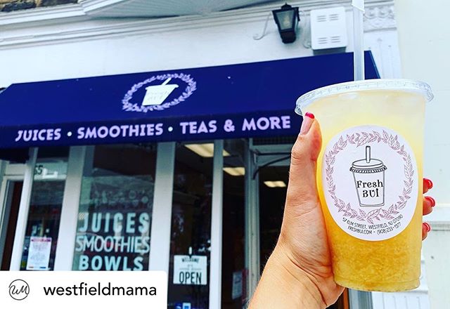 Repost&bull; @westfieldmama This #honey #ginger #citrus #icedtea is NEXT LEVEL. 🍯 .
.
.
So *unbelievably delicious* with fresh ginger grated in, this #honeyginger iced tea from @fresh.bui was a comforting treat over the wknd as I fight off yet anoth