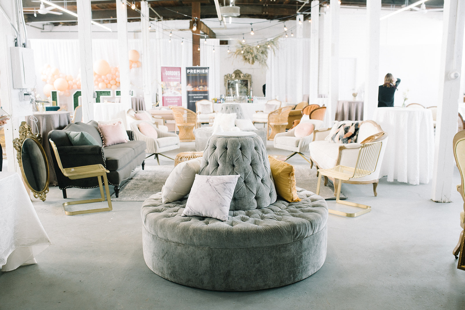  The Tannery Loft, Norwood ( Elizabeth Laduca Photography ) 