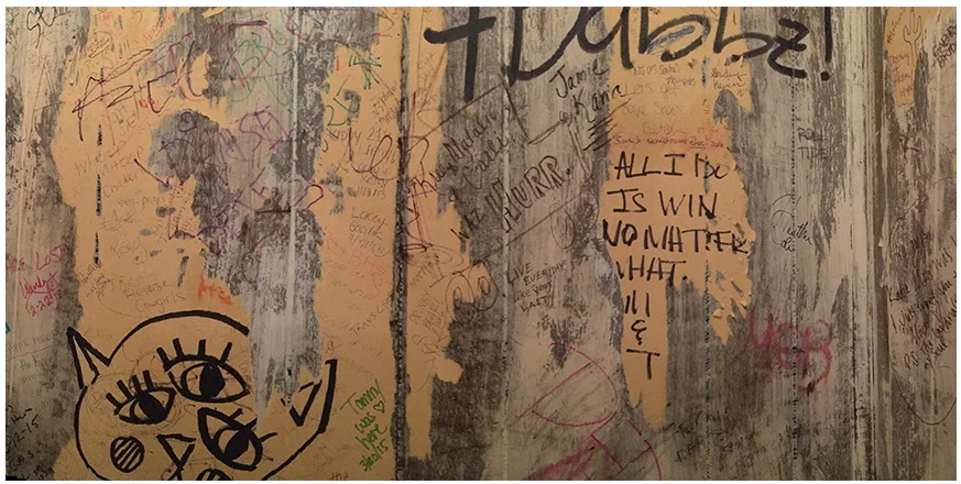 All I Do Is Win No Matter What, Santa's Pub