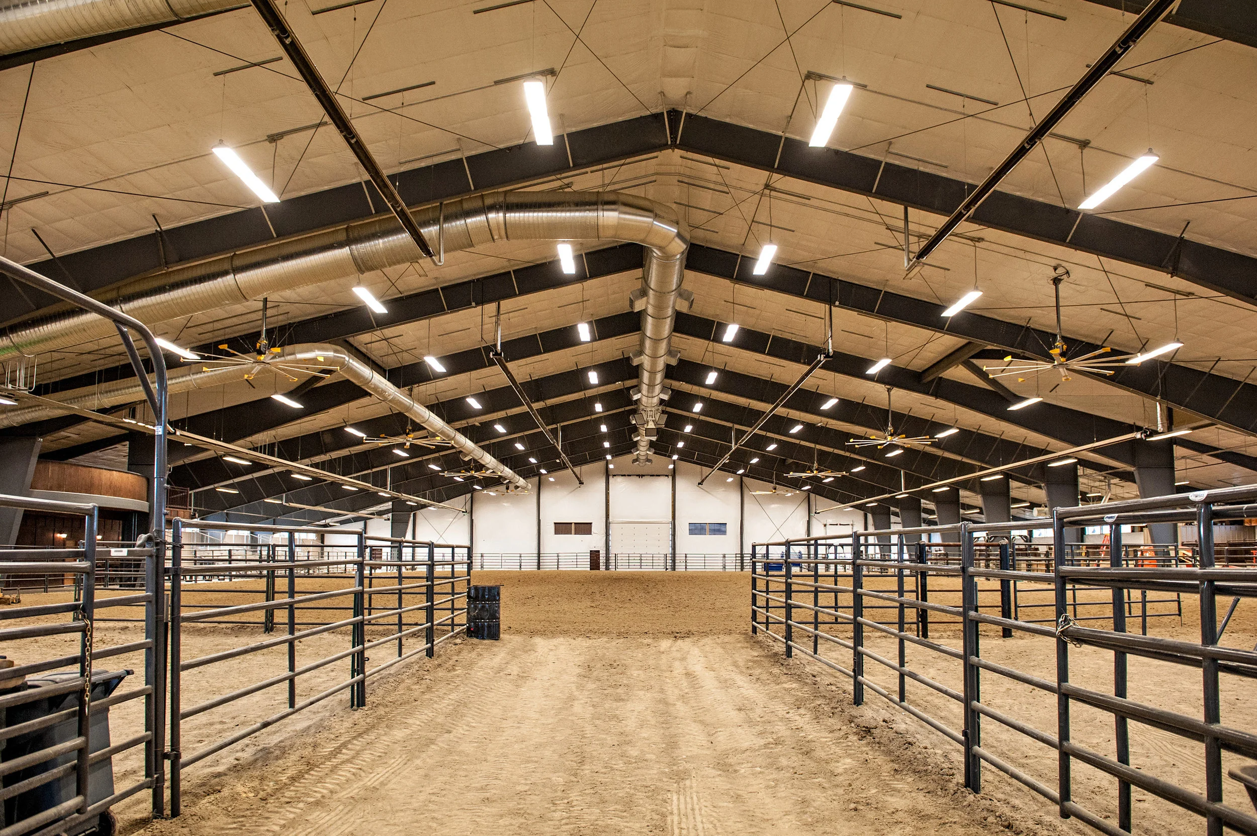 Copper-Springs-Arena-Envision-Builders-12B79548-5.jpg