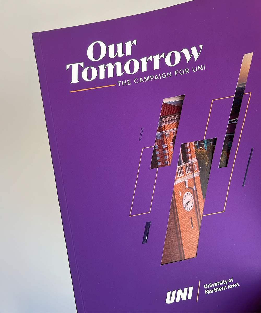 Core brochure cover with diecut