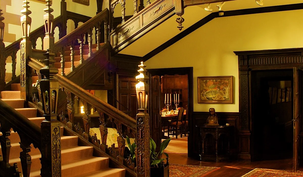 Carrcik Hill Great Hall_banner.jpg