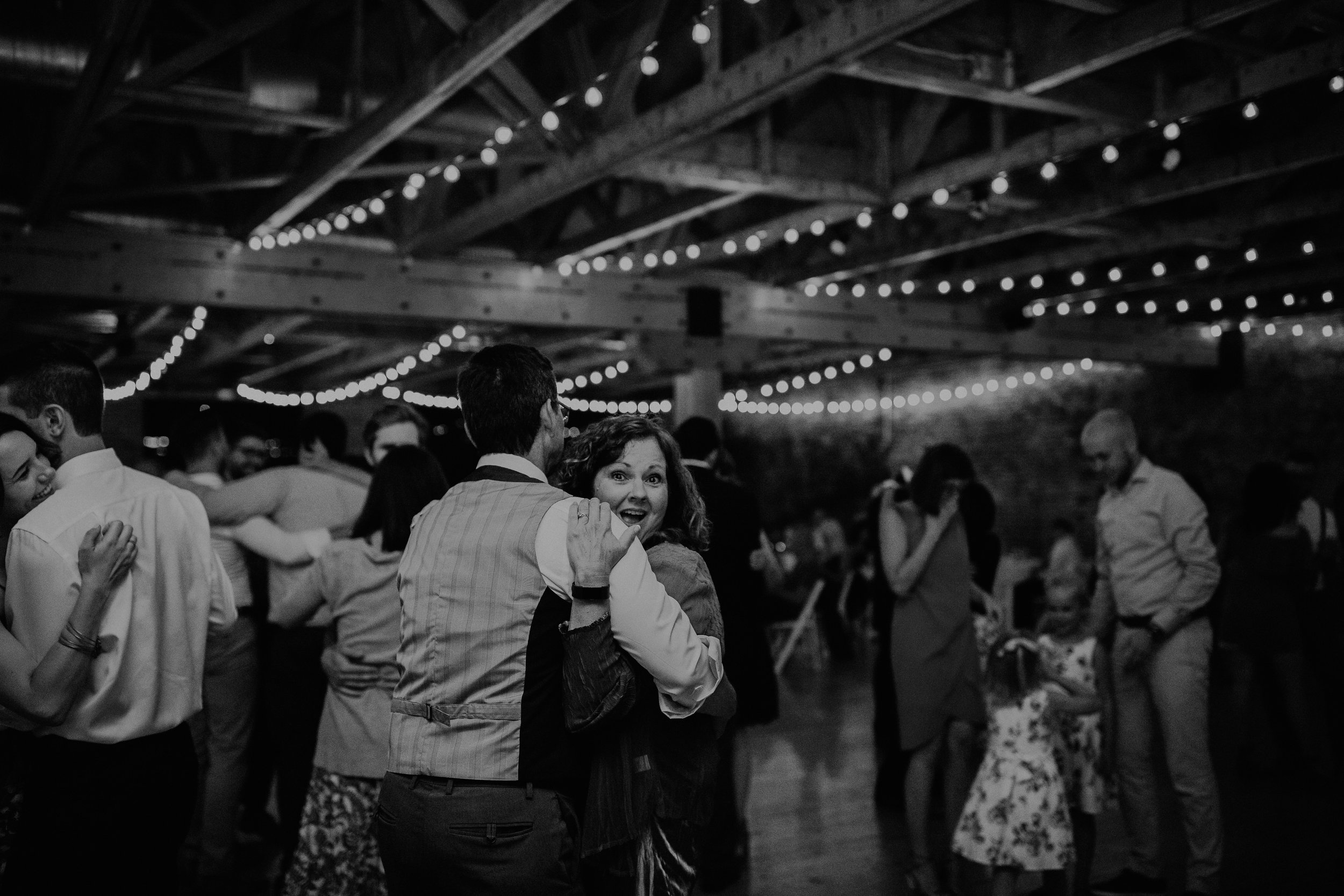 Cincinnati_Rhinegeist_Wedding_Andy_Katie-639.JPG