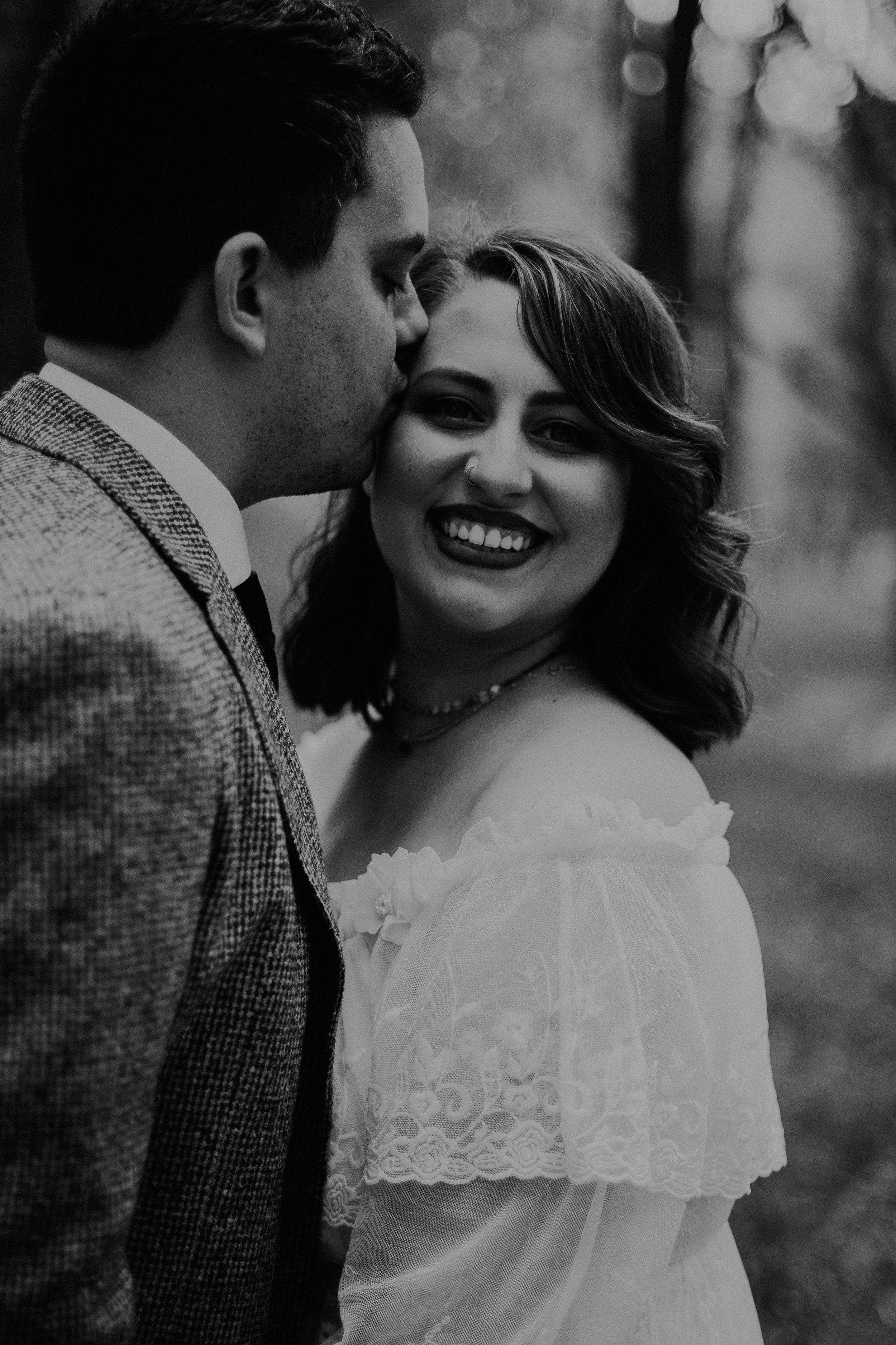 Jaymee_Jake_Vintage_Wedding_Cincinnati-EDIT-133.JPG