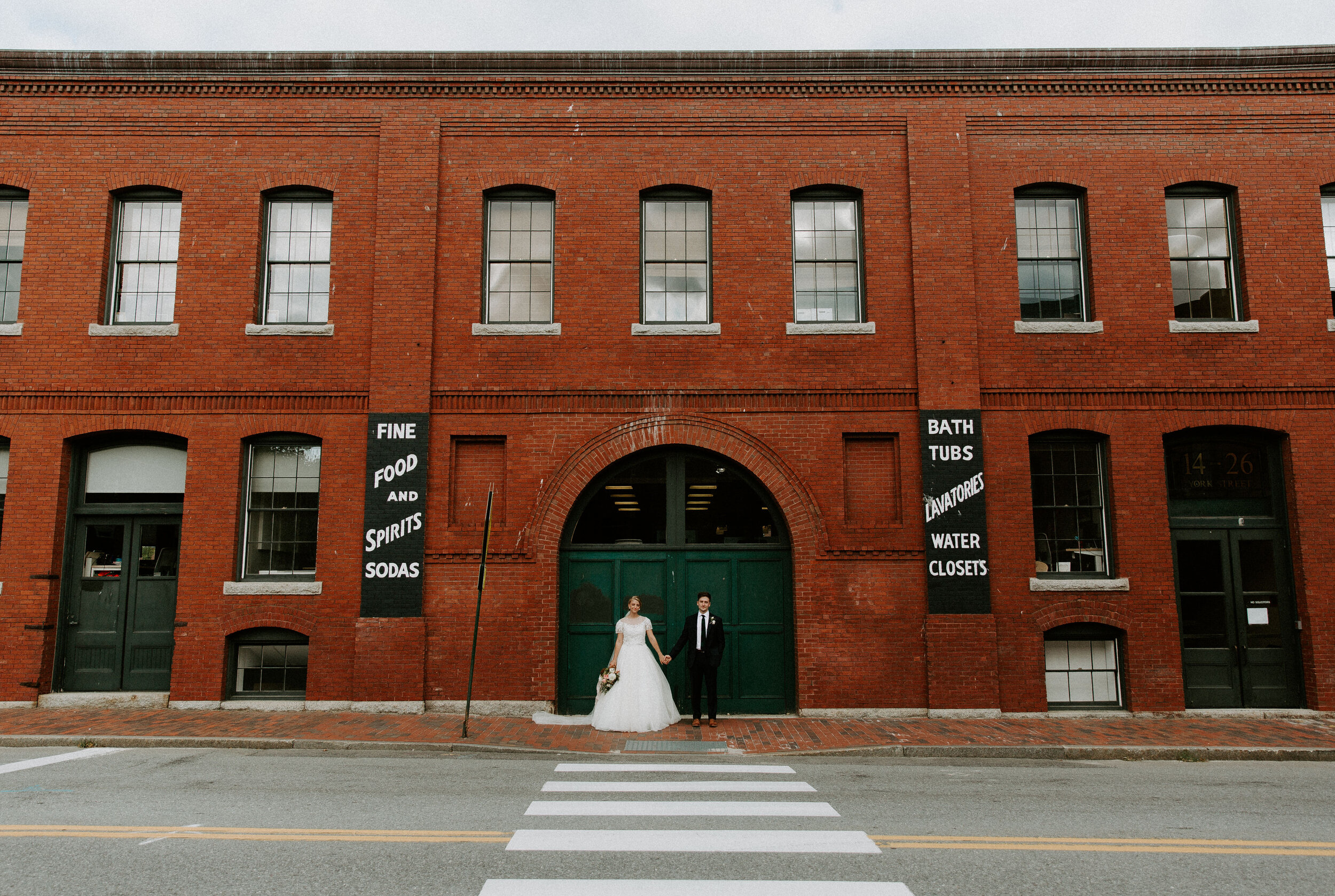 O'Maine Studios Wedding: Portland, Maine - Chloe + Drew