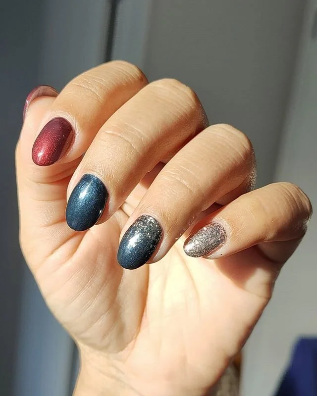 LOOK AT THAT SHIIIINNEEEE..😍 These beauties are added to my gel polish collection.. I won these  in the Online Nail Art Competition Award by one of the Sponsors @lightelegancehq .. these are just the three and other three I'll be posting soon.. I am IN LOVE WITH THESE..🥰😍😍.. LOOK AT that METALLIC SHINE and that super glittery glitter😅.. gosh I so want to have it on all my nails. I feel a perfect winter colours are now in my collection. Yay!! Let me know what you think about these shades in the comments below. 
#lightelegance #nailartspecialist #nailartcompetition #nailartproducts #awardwinner #awardwinningartist #nailart #nailartist #nailartfeature #glitterfade #glitternailsdesign