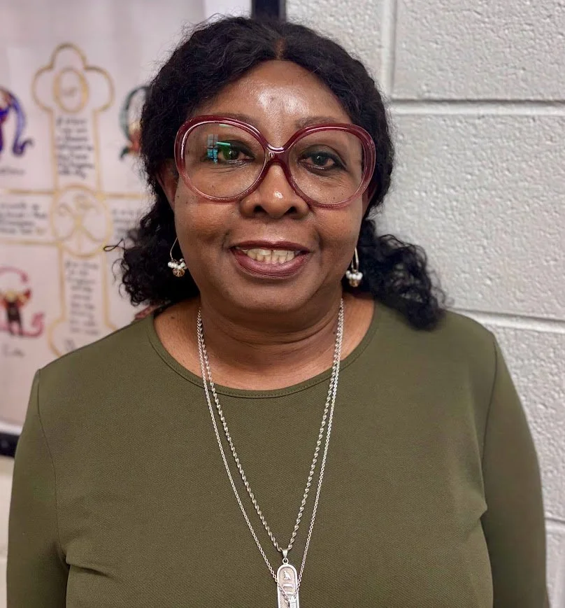 Elizabeth Millington (29)