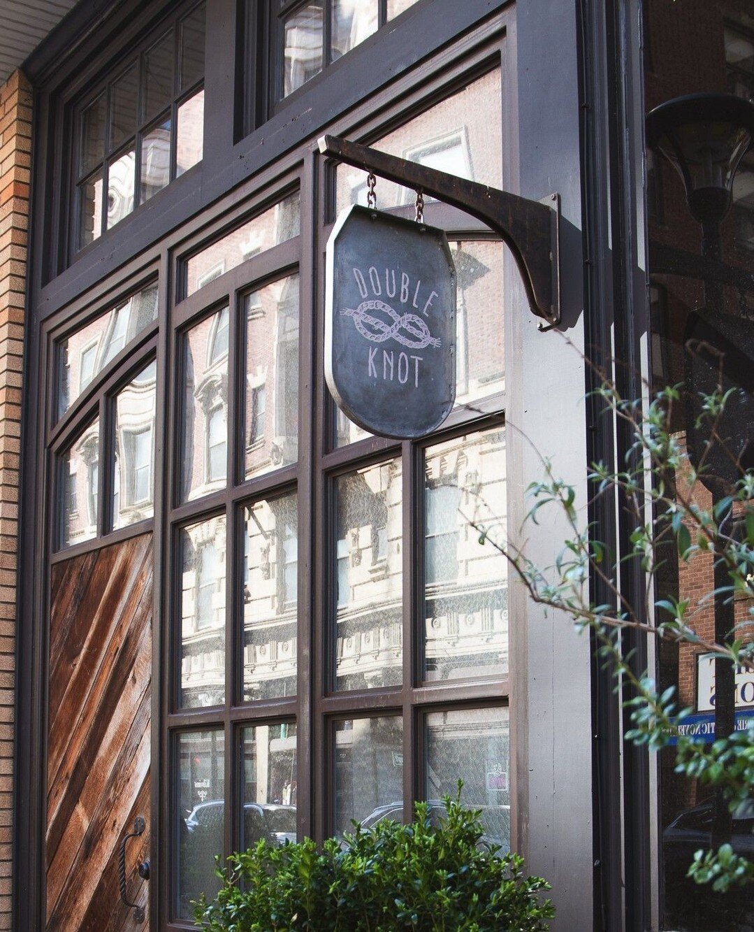 You've seen the signs, now step inside and discover your next favorite dining experience 🥢✨️⁠
⁠
TAP the link in our bio to book your spot at Double Knot⁠
⁠
#DoubleKnot #SchulsonCollective #phillyrestaurants #phillyfoodie #datenight #phillydatenight