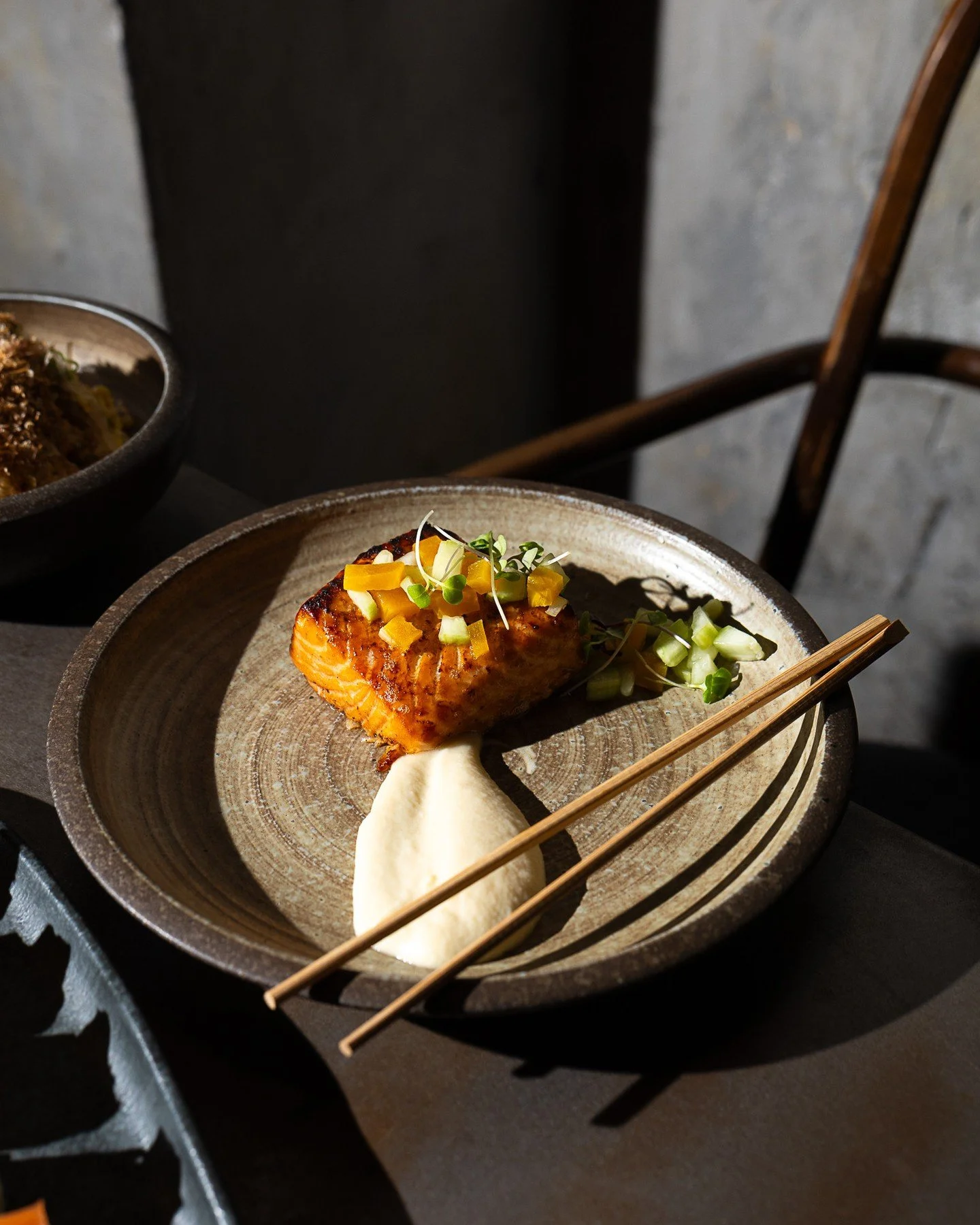 Looking for your next dinner spot in Philly? Double Knot is serving up bold flavors and serious choices. Would you go for the Ora King Salmon or the Filet Mignon? ✨⁠
⁠
Tap the reserve button in our bio to book your next table. 🥢