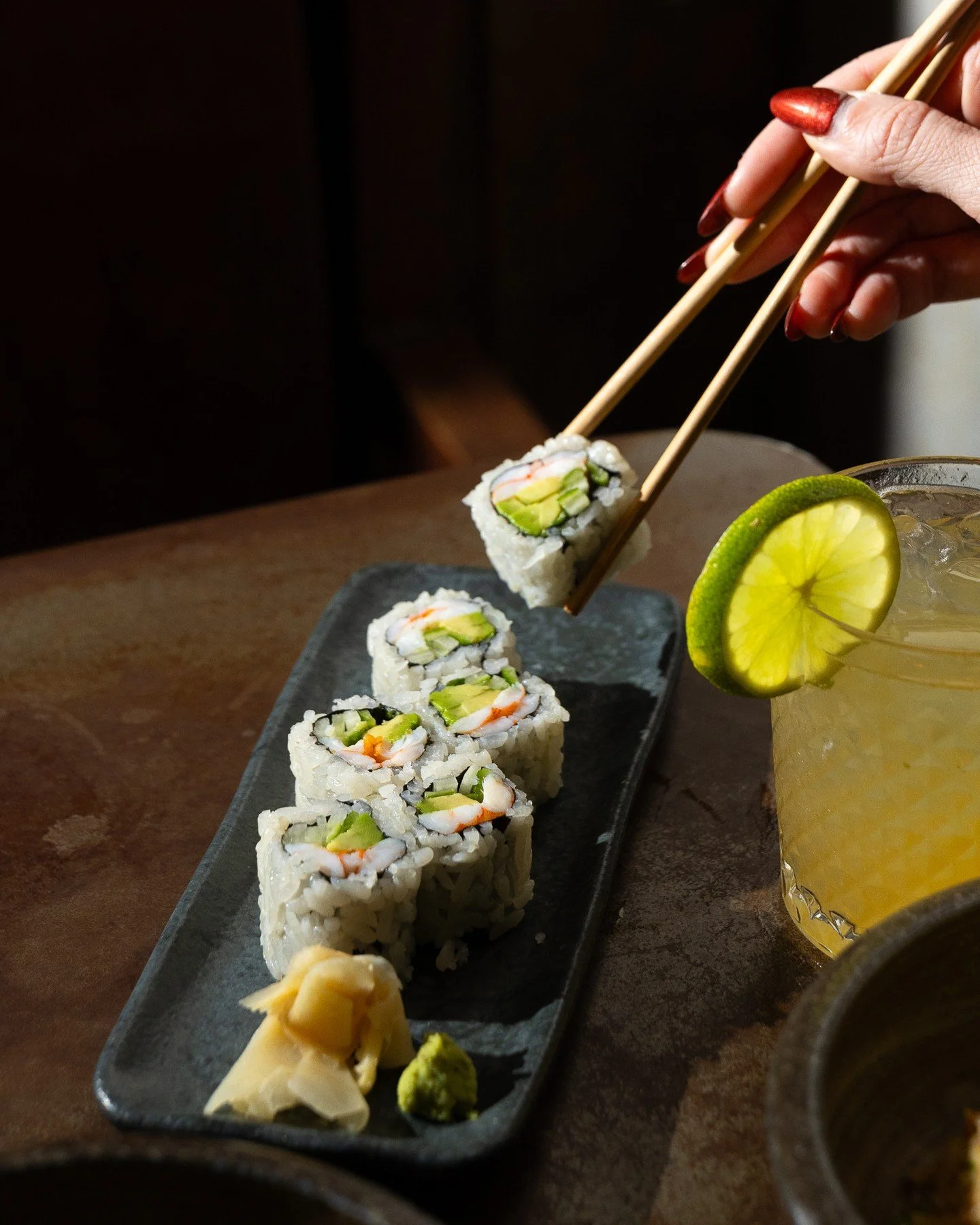 Shrimp California or Spicy Tuna&hellip; or both? 🥢🍣 #sushi #nightout #sushiroll