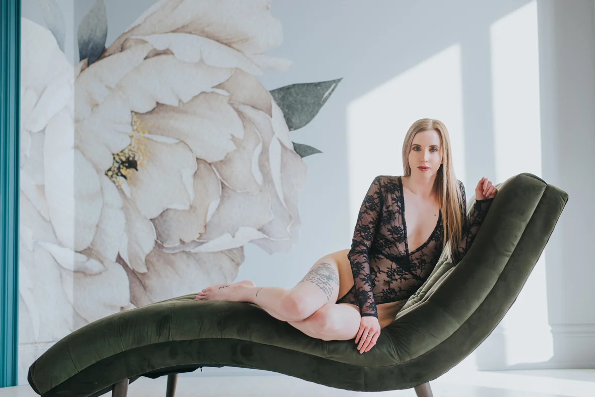 boudoir-toronto-photography-scandaleuse-1.jpg