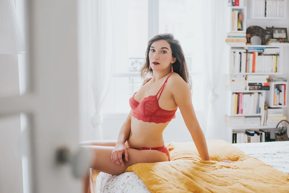 Scandaleuse-photography-boudoir-toronto-self-confidence-esteem.jpg